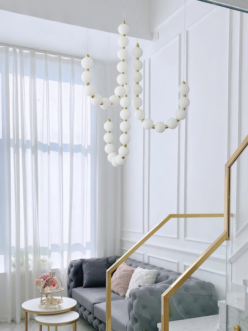 Alorbe Pearl Necklace Chandelier