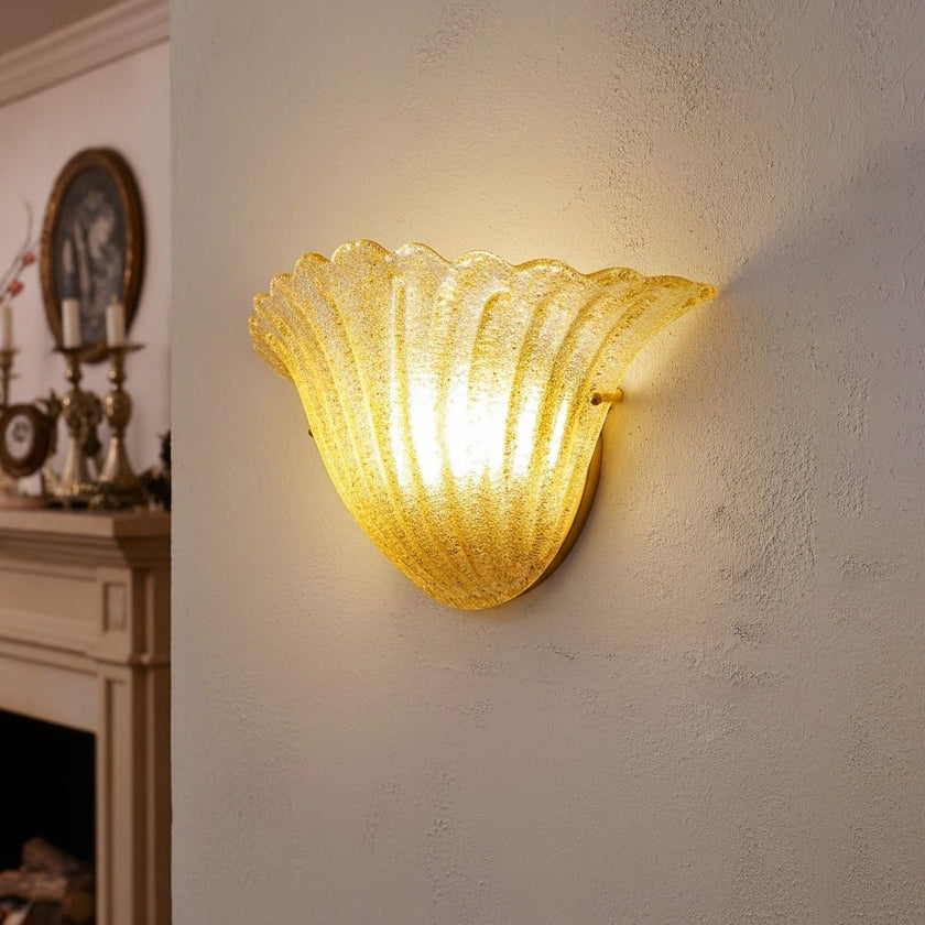 Antigo Scallop Wall Lamp