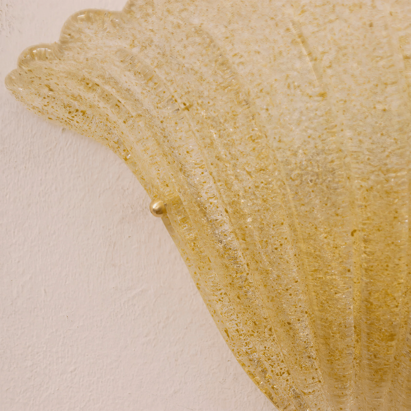Antigo Scallop Wall Lamp