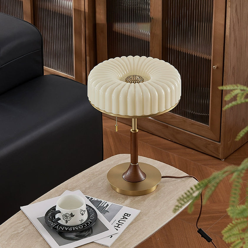 Apuila Table Lamp