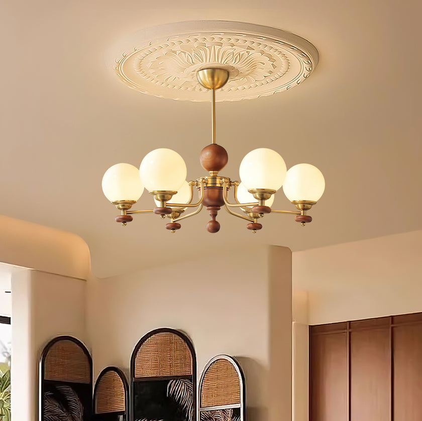 Claudia Chandelier