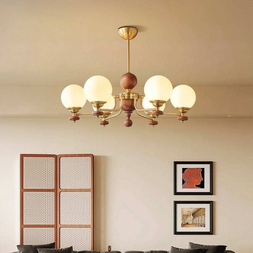 Claudia Chandelier