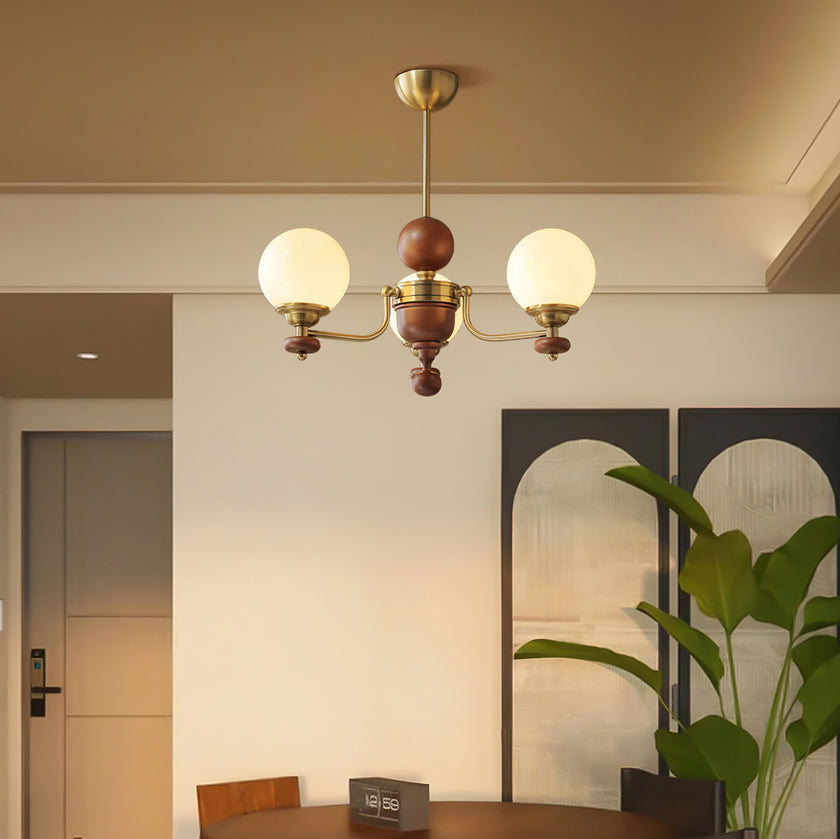 Claudia Chandelier