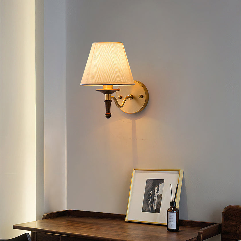 Eryn Wall Lamp