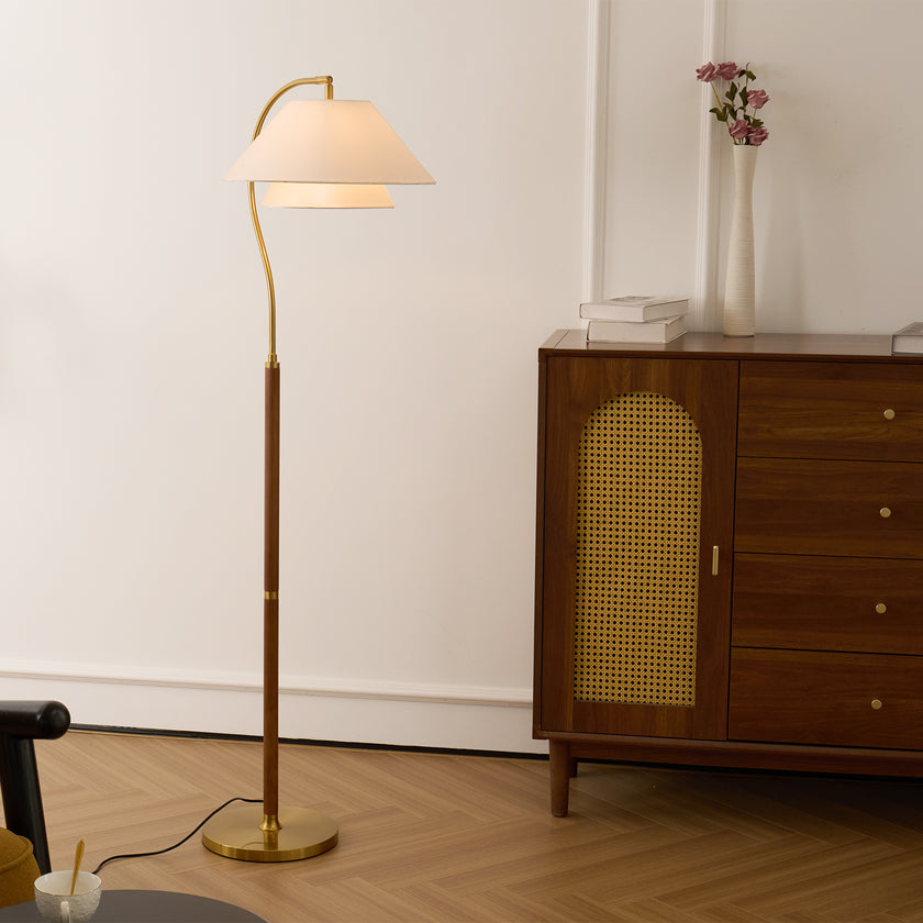 Hands Garner Floor Lamp
