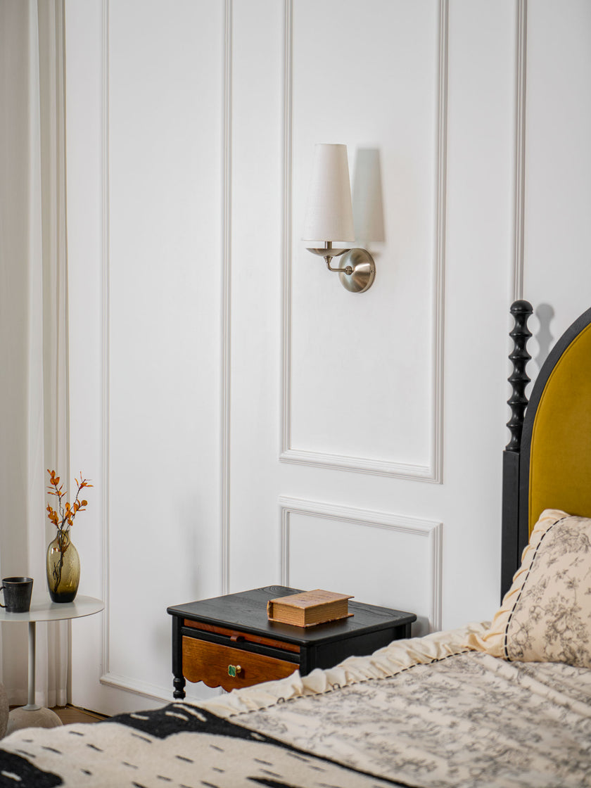 Merri Wall Lamp