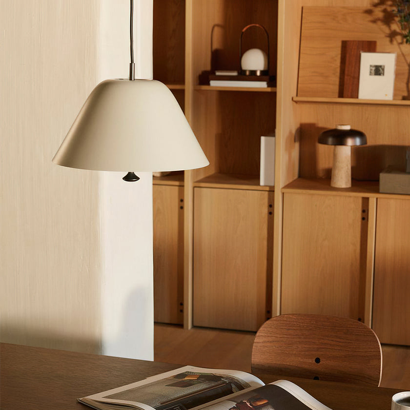 Pistilo Pendant Light