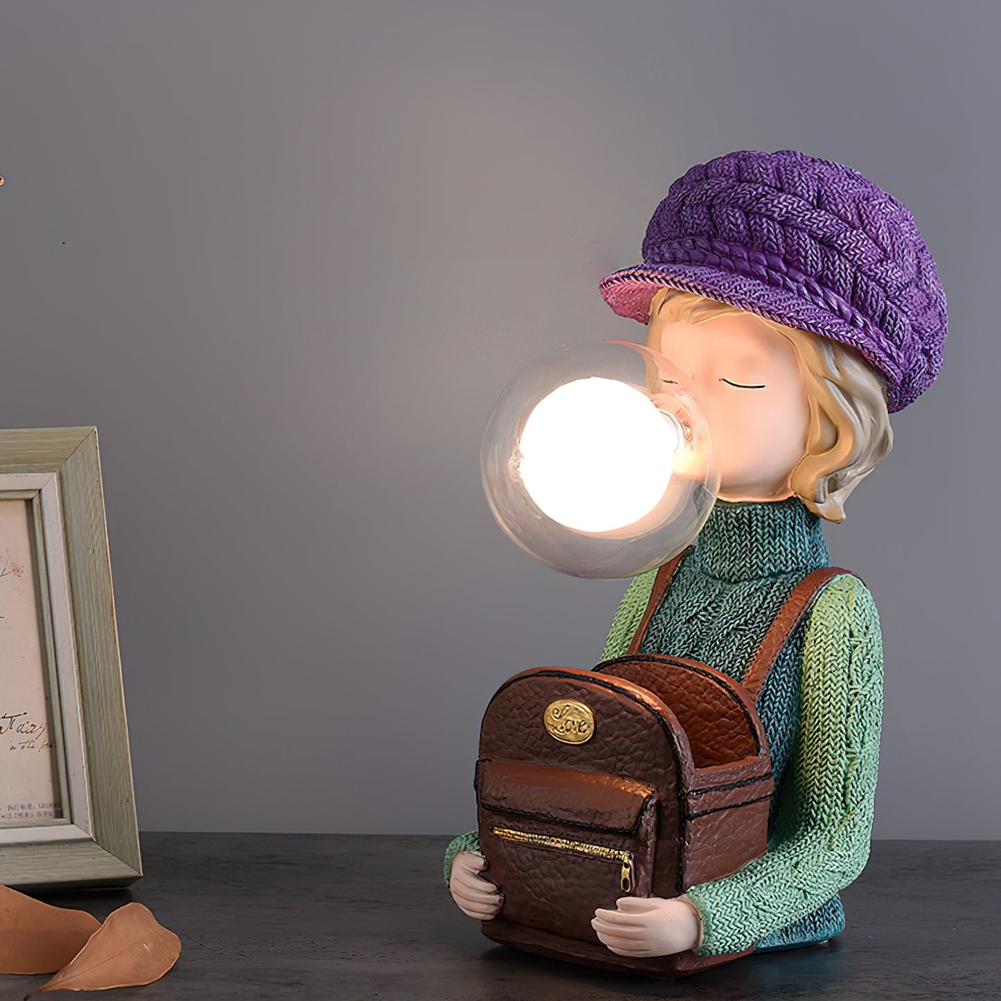Resin Series - Bubble Girl Table Lamp