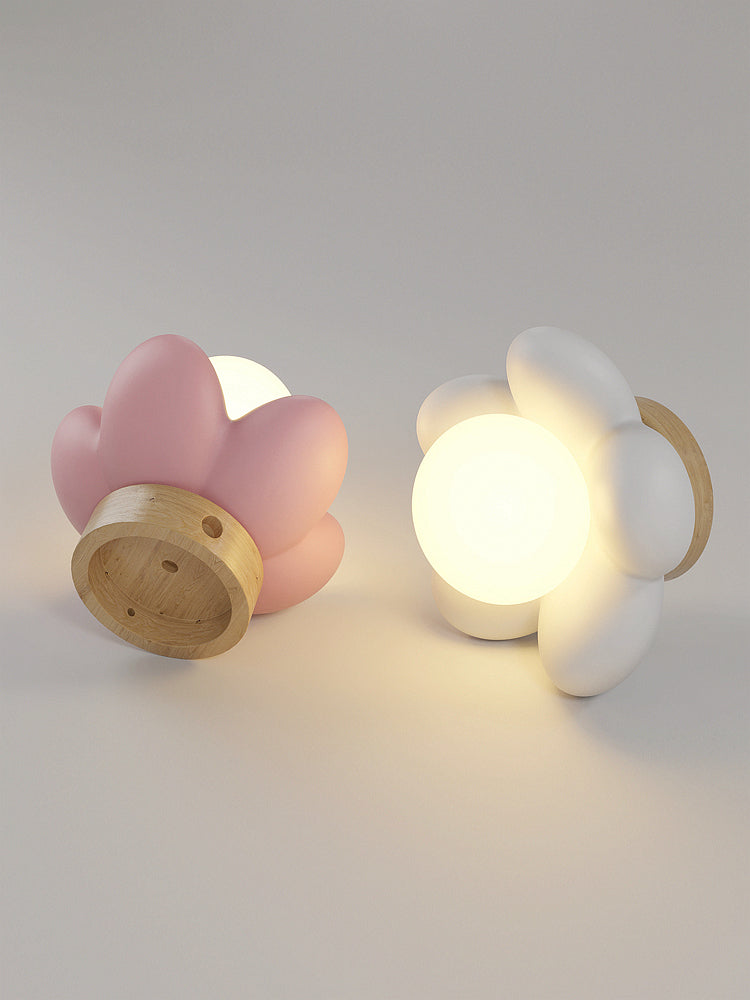 Warm Flower Resin Wall Lamp
