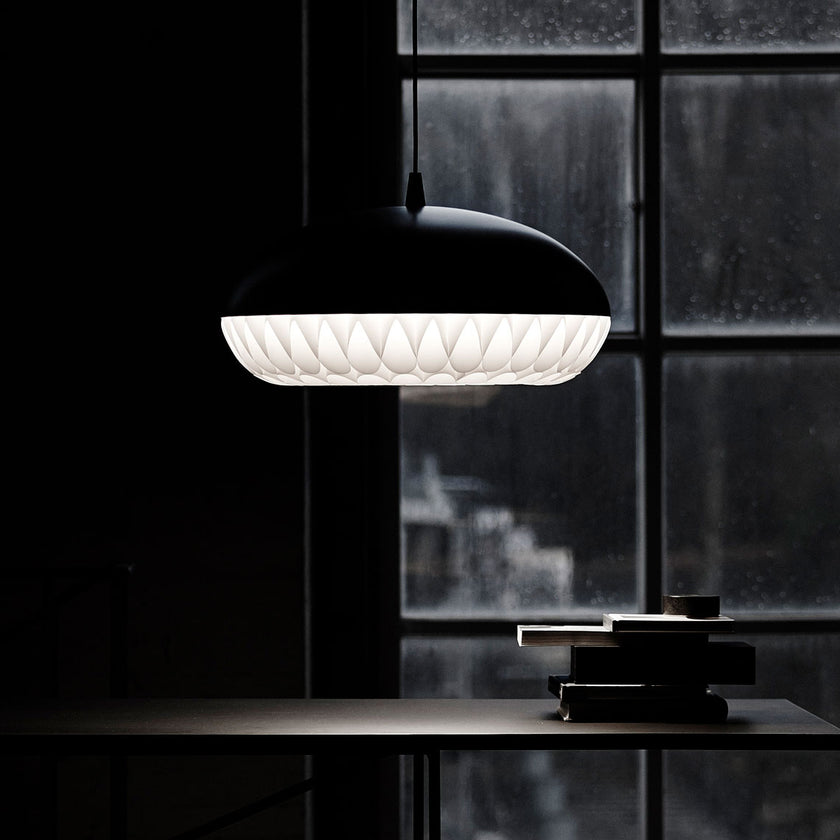 ايون صاروخ قلادة الخفيفة