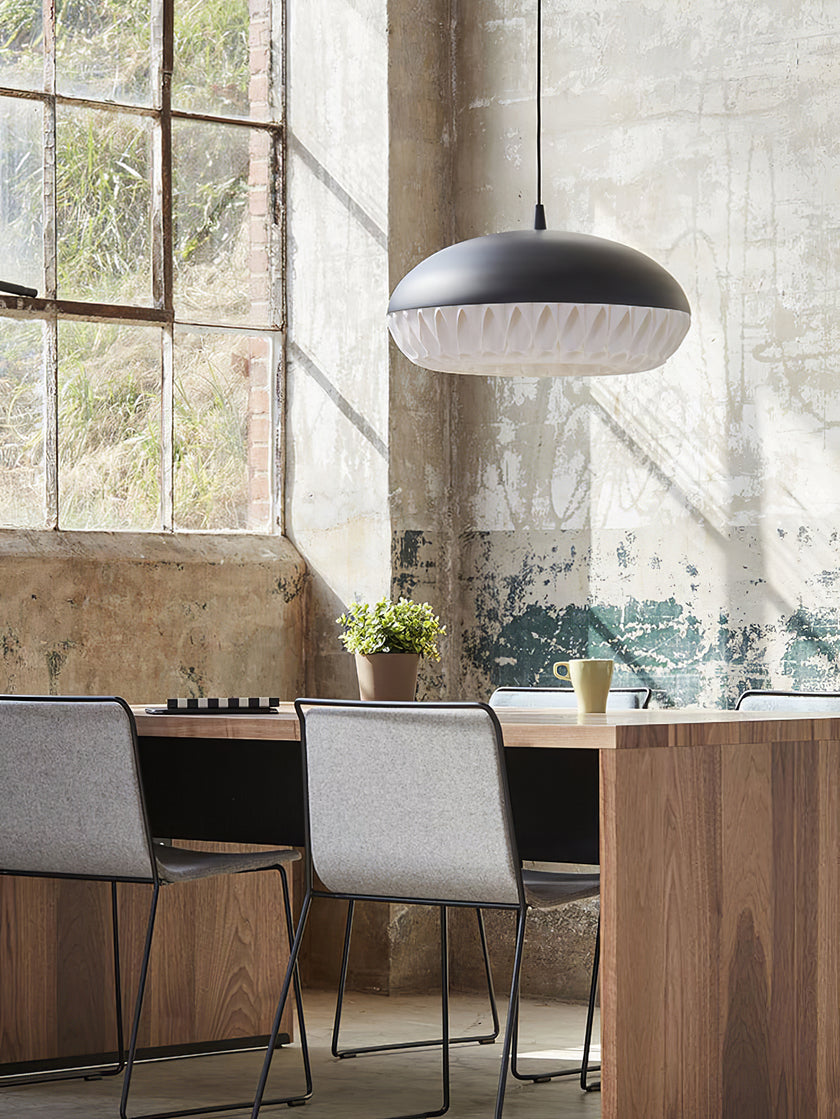 ايون صاروخ قلادة الخفيفة