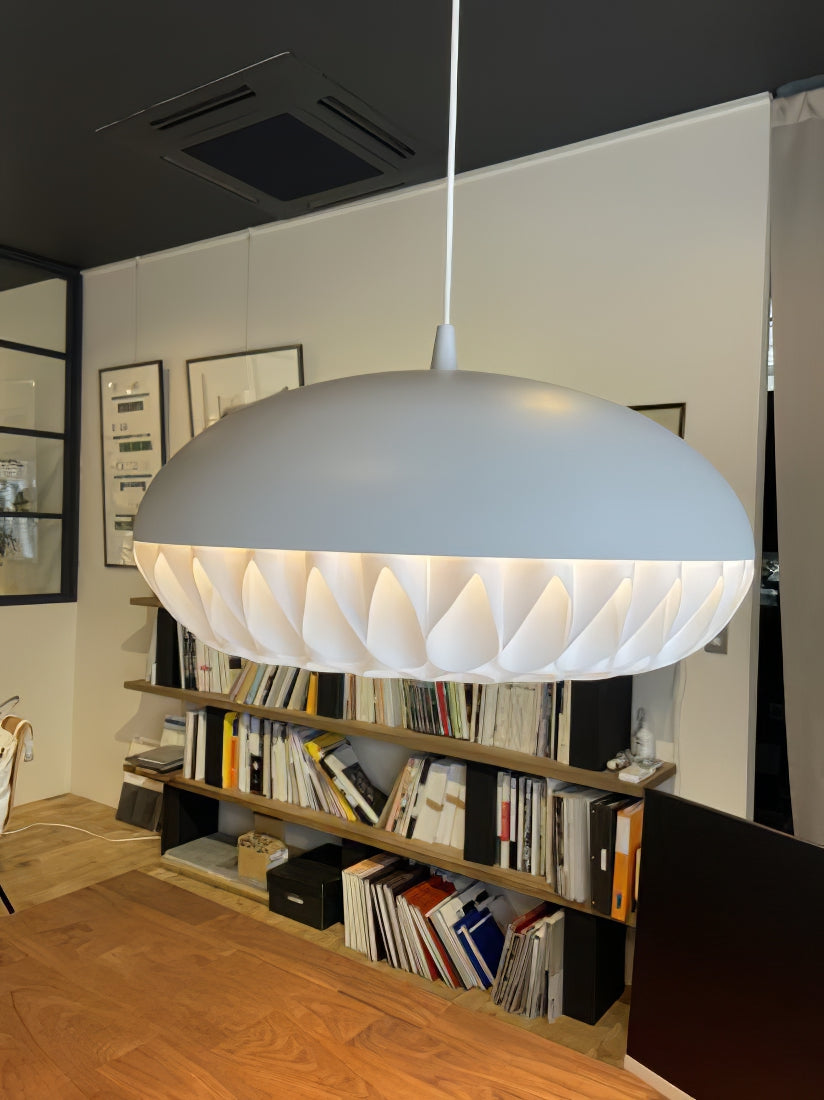 ايون صاروخ قلادة الخفيفة