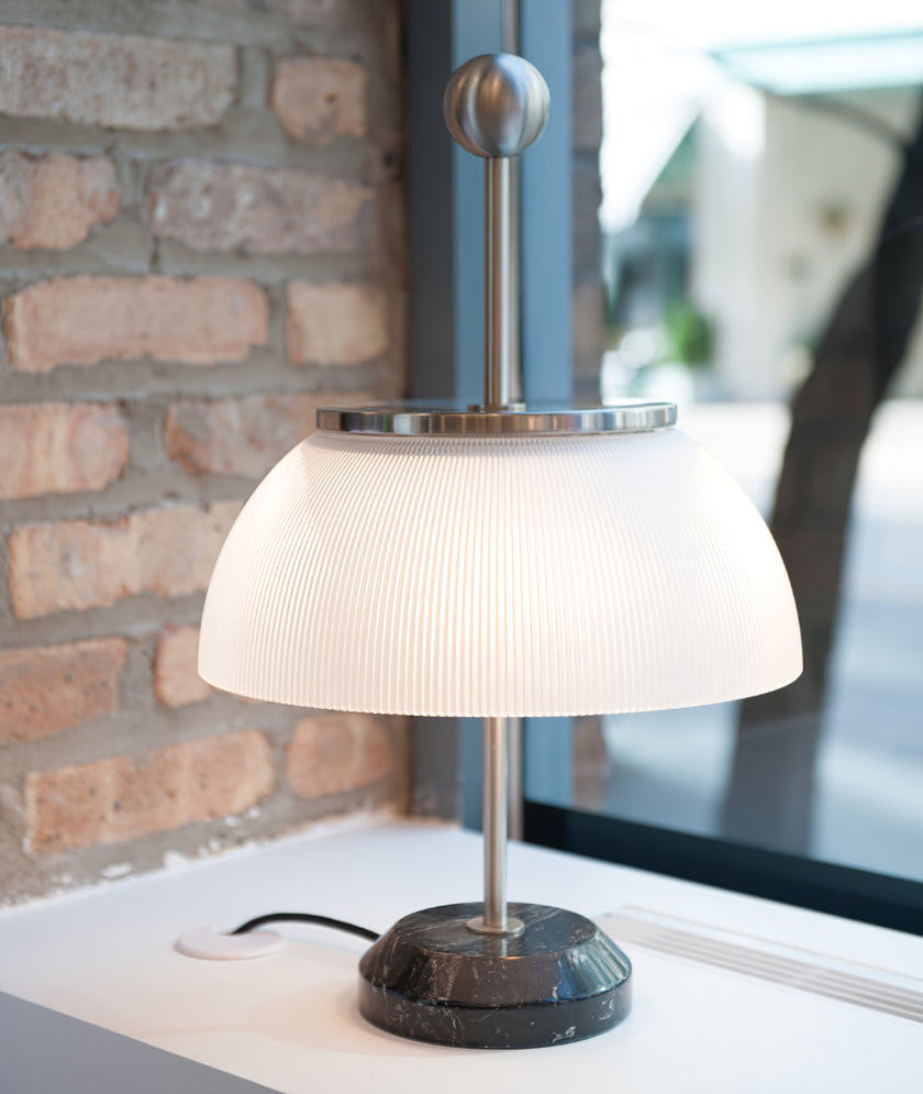 Alfa tafellamp