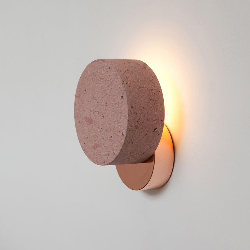 مصباح حائط أمبرا