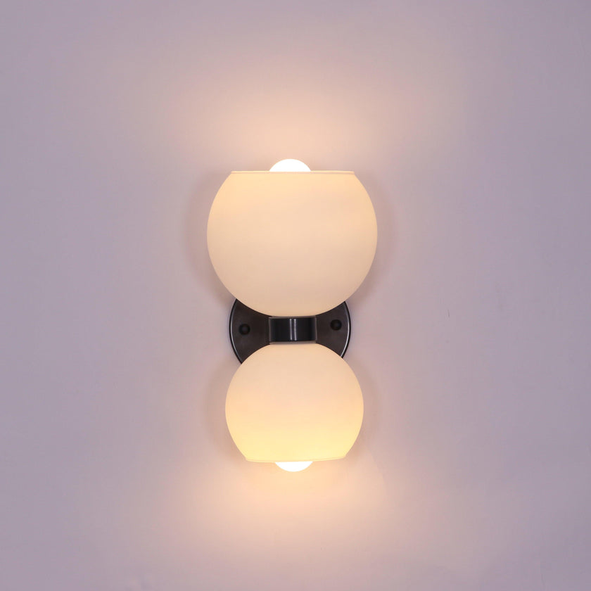 Bettys Wall Lamp
