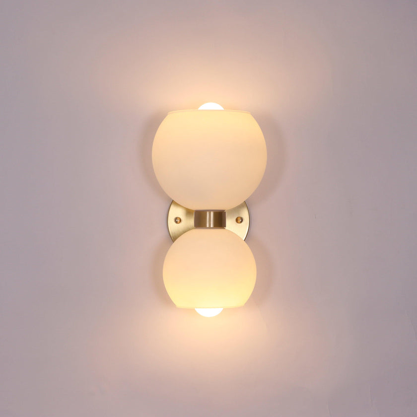 Bettys Wall Lamp