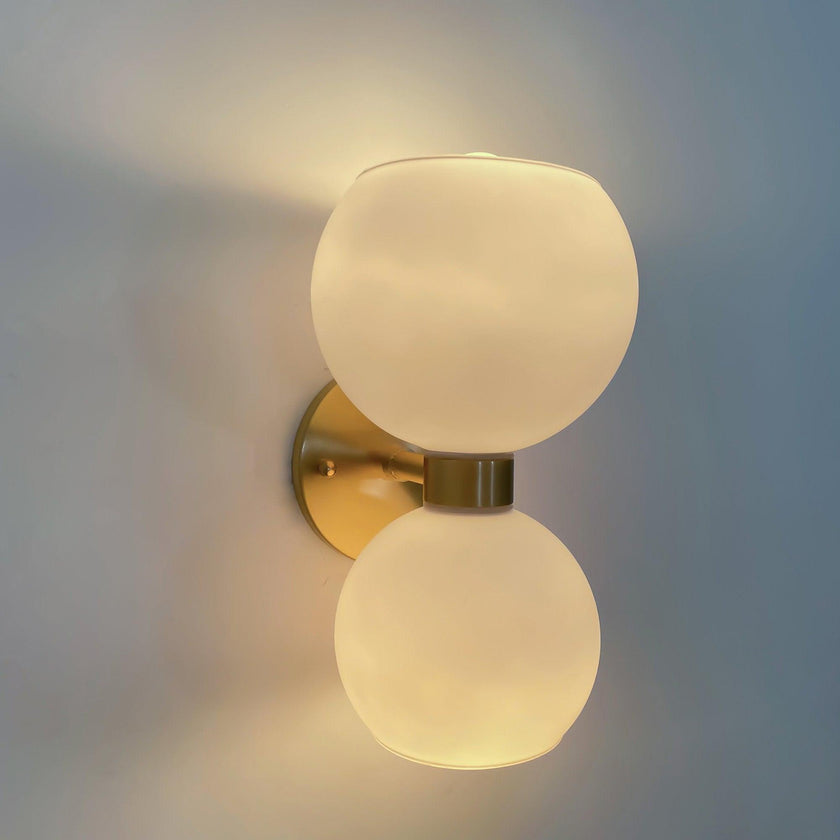 Bettys Wall Lamp