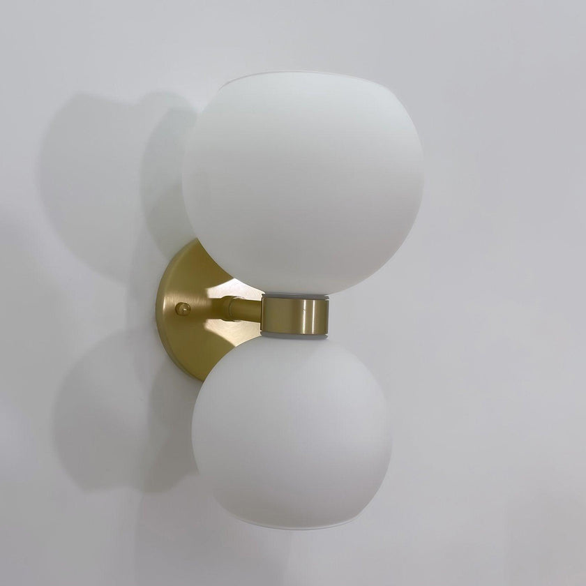 Bettys Wall Lamp