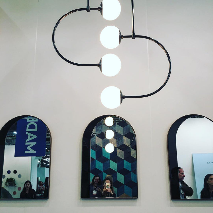 مصباح قلادة C