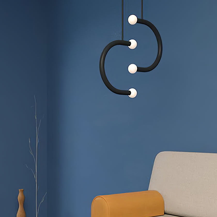 مصباح قلادة C