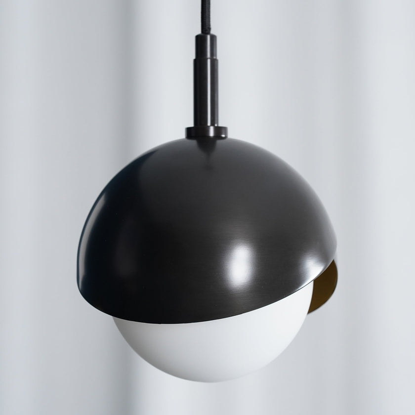 brinco pingente de luz