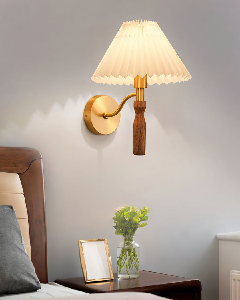 Maison Wandleuchte aus Holz