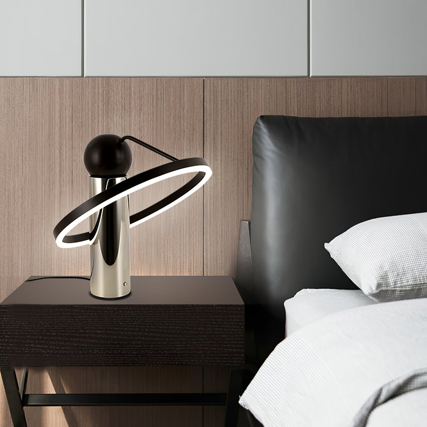 Misplaatste tafellamp