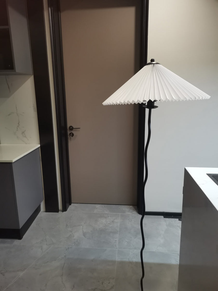 Squiggle Floor Lamp