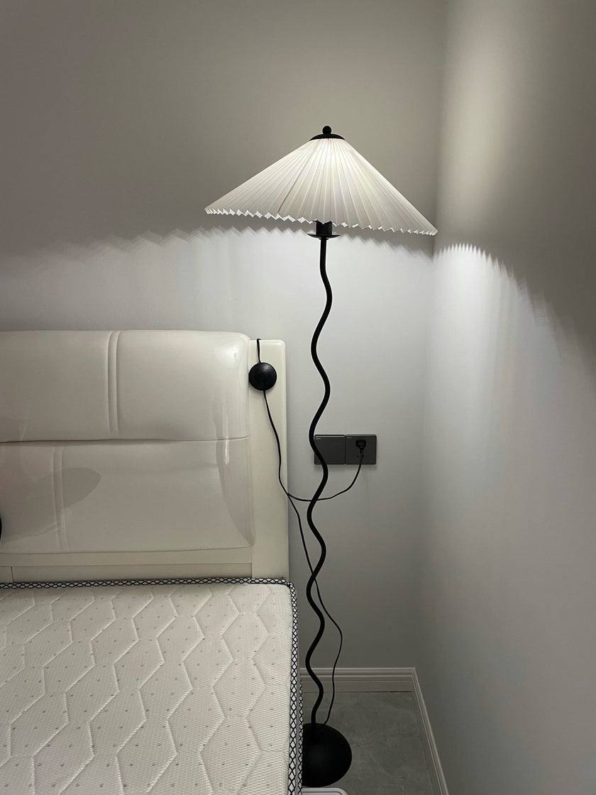 Squiggle Floor Lamp