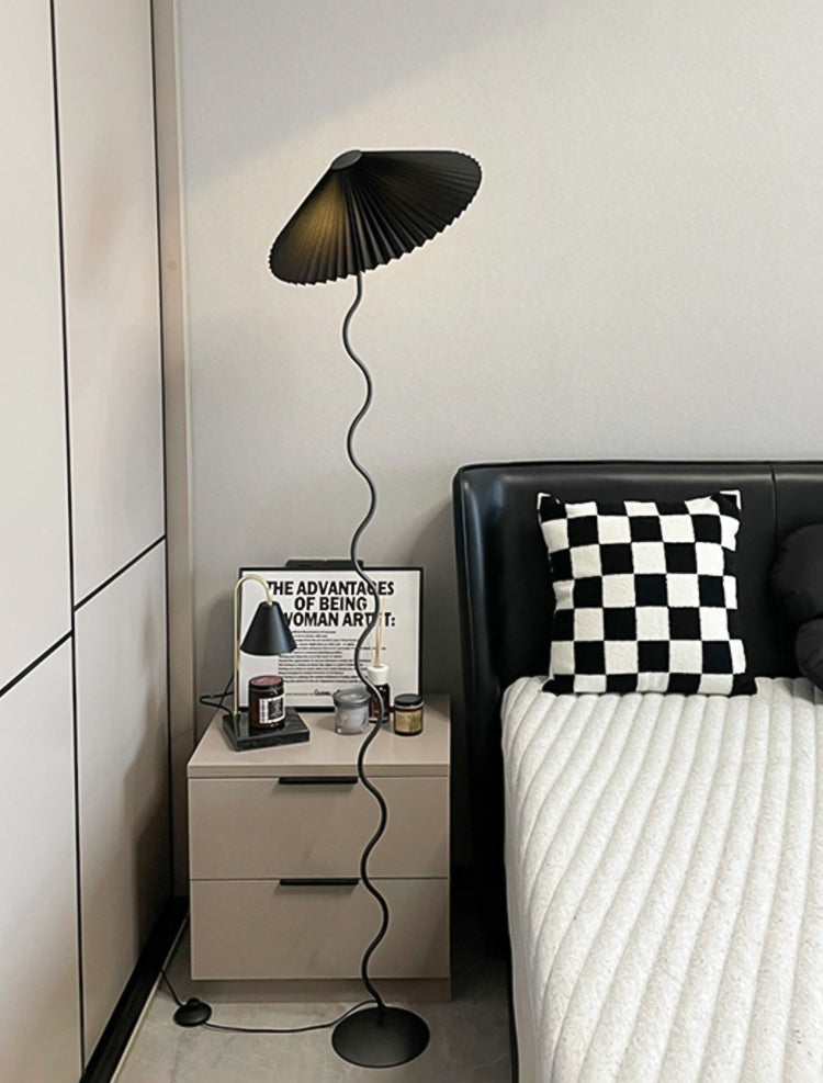 Squiggle Floor Lamp