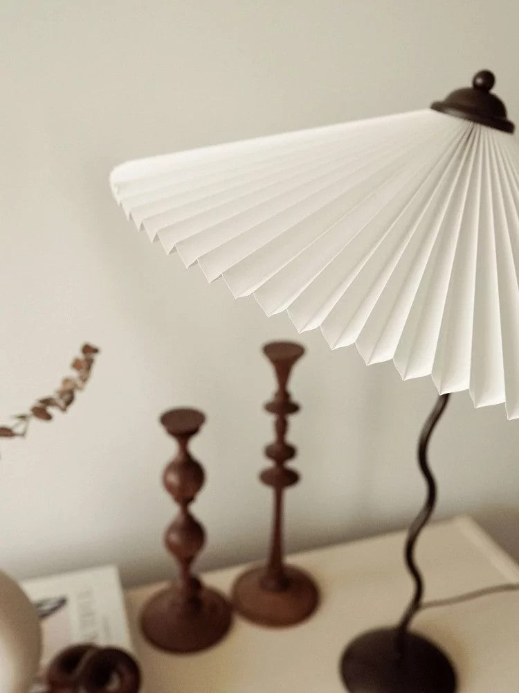 Lampe de table gribouillis