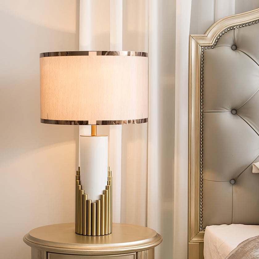 Lampe de table simplifiée