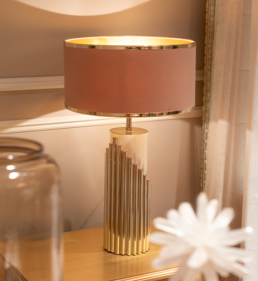 Lampe de table simplifiée