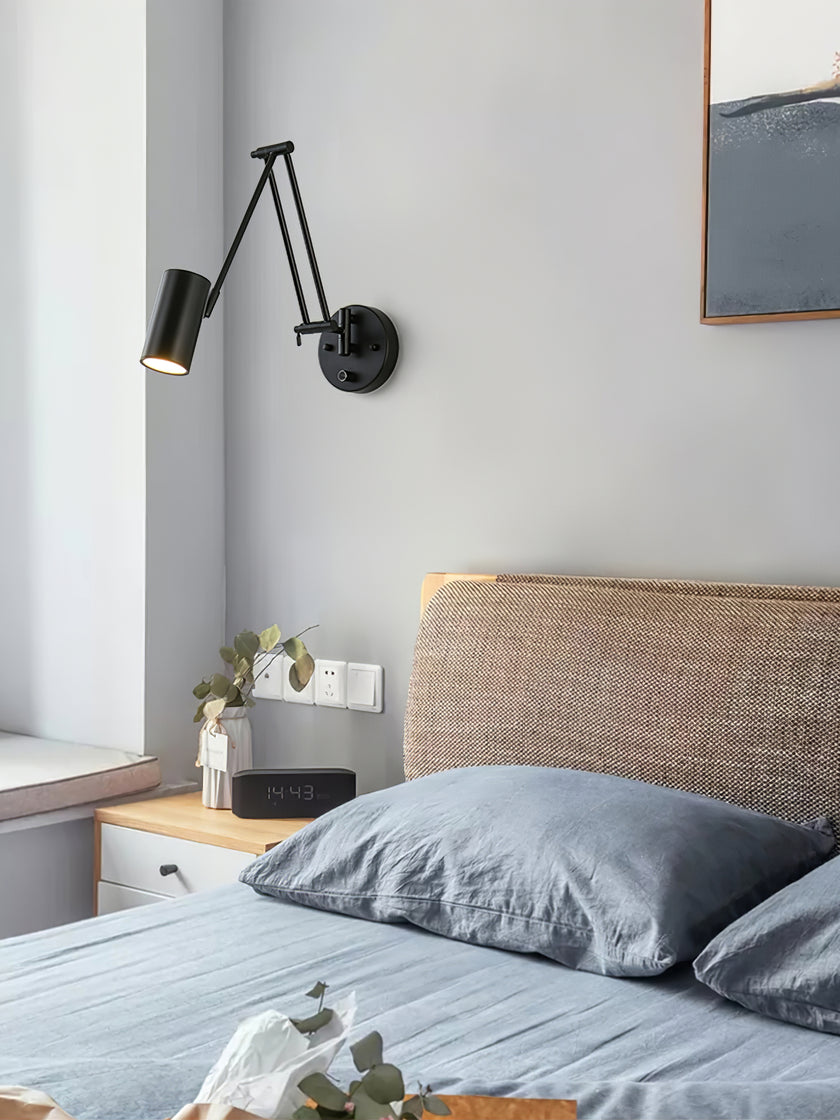 Applique murale à bras oscillant