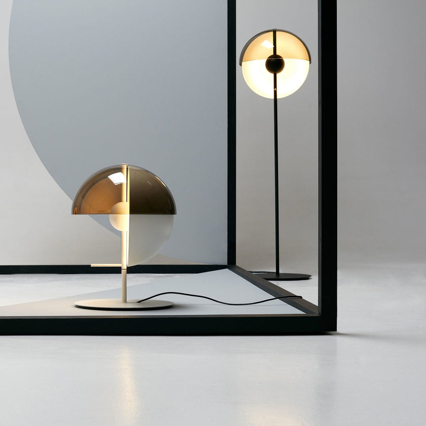 Theia Stehlampe