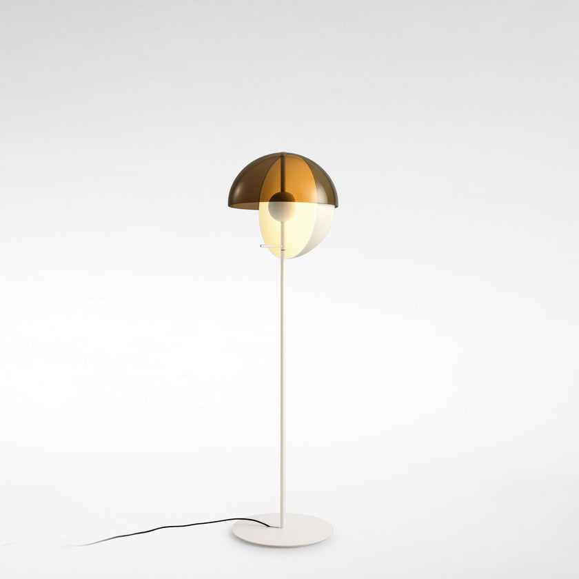 Theia Stehlampe