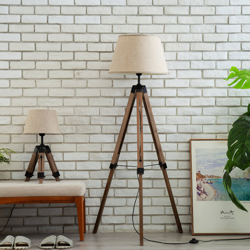 Tripod Table Lamp