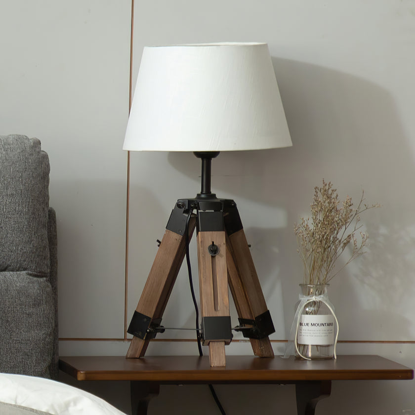 Tripod Table Lamp