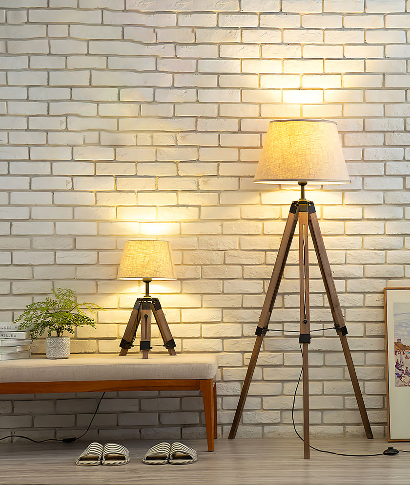 Tripod Table Lamp