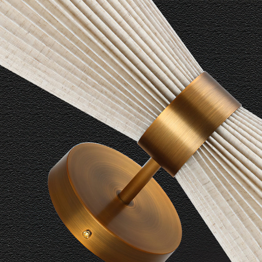 Amore Wall Lamp