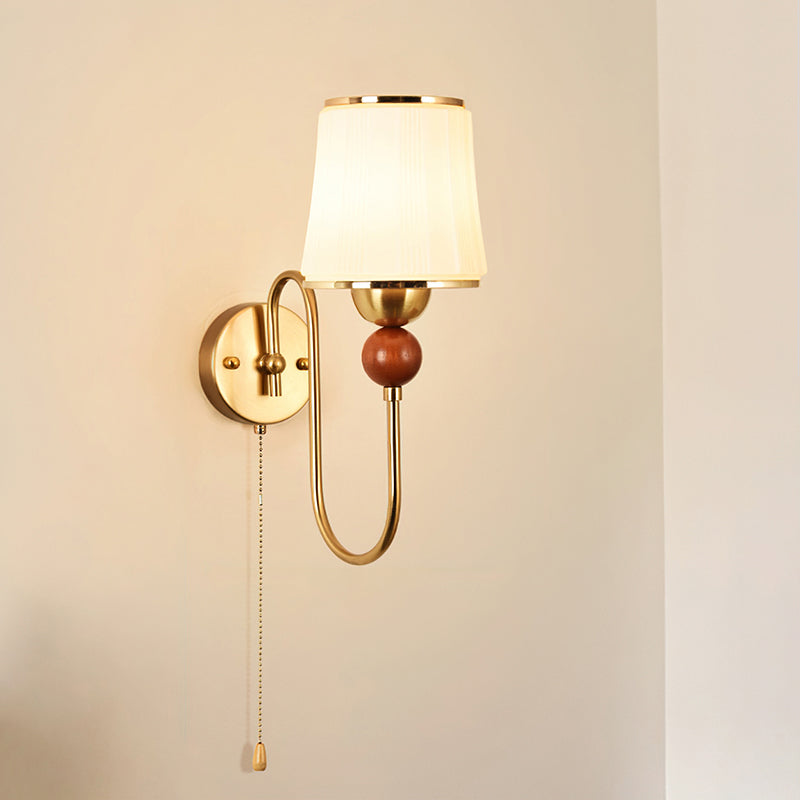 Arvian Wall Lamp
