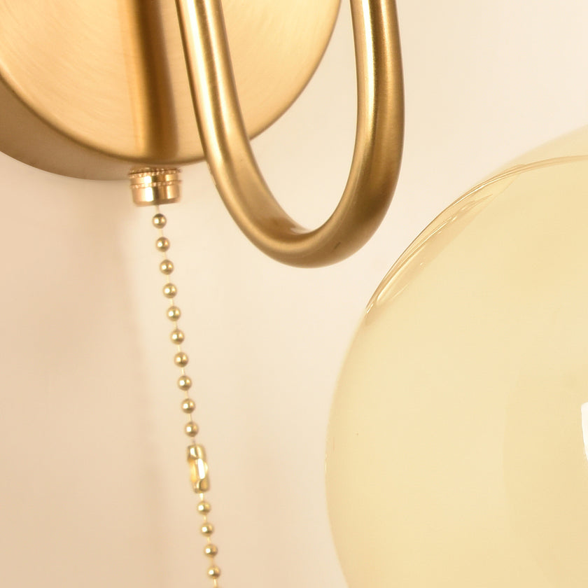 Arvian Wall Lamp
