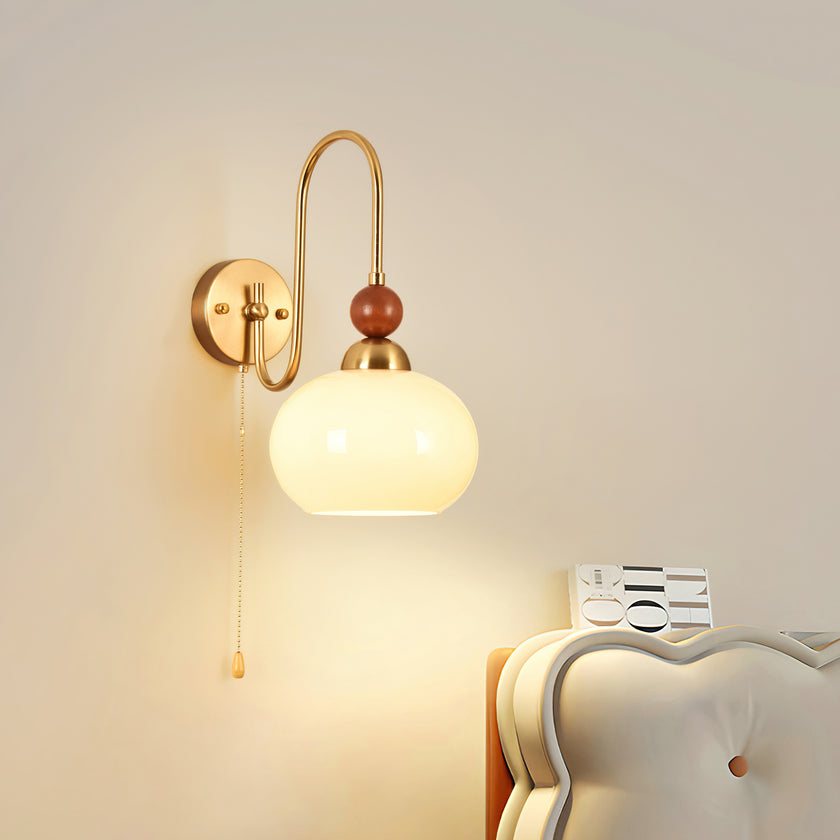 Arvian Wall Lamp