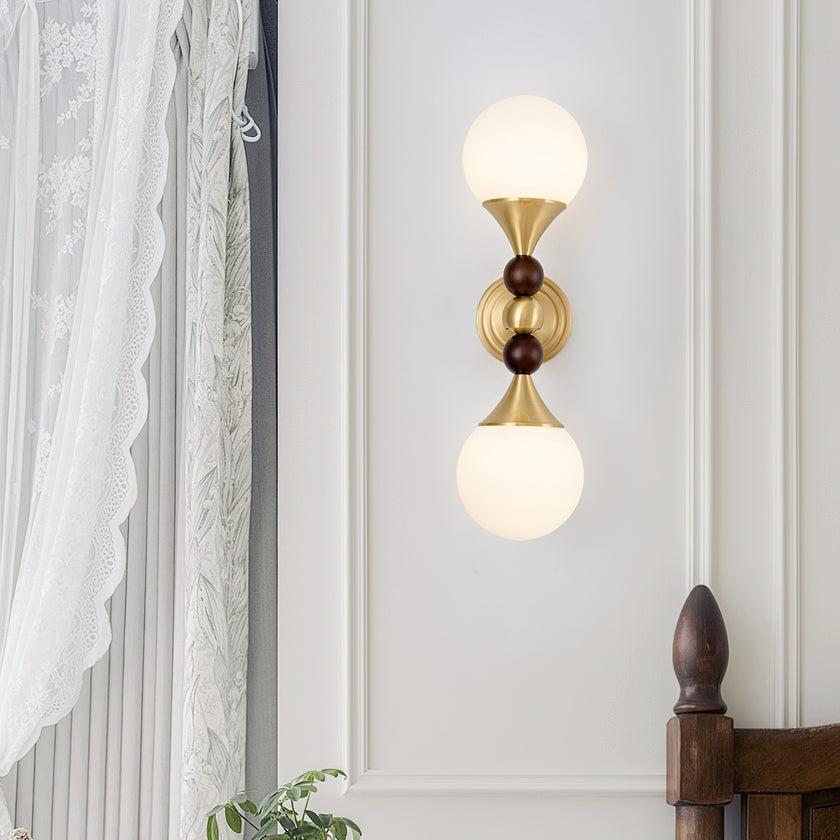 Astoria Wall Lamp