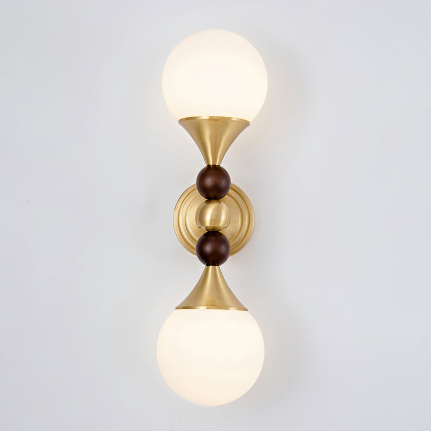 Astoria Wall Lamp