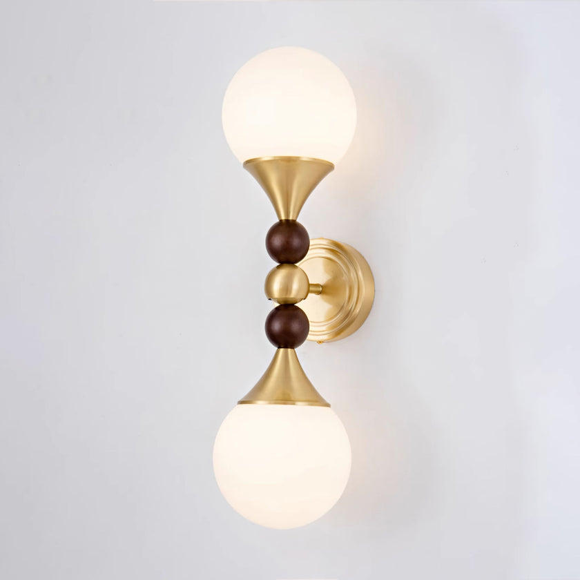 Astoria Wall Lamp