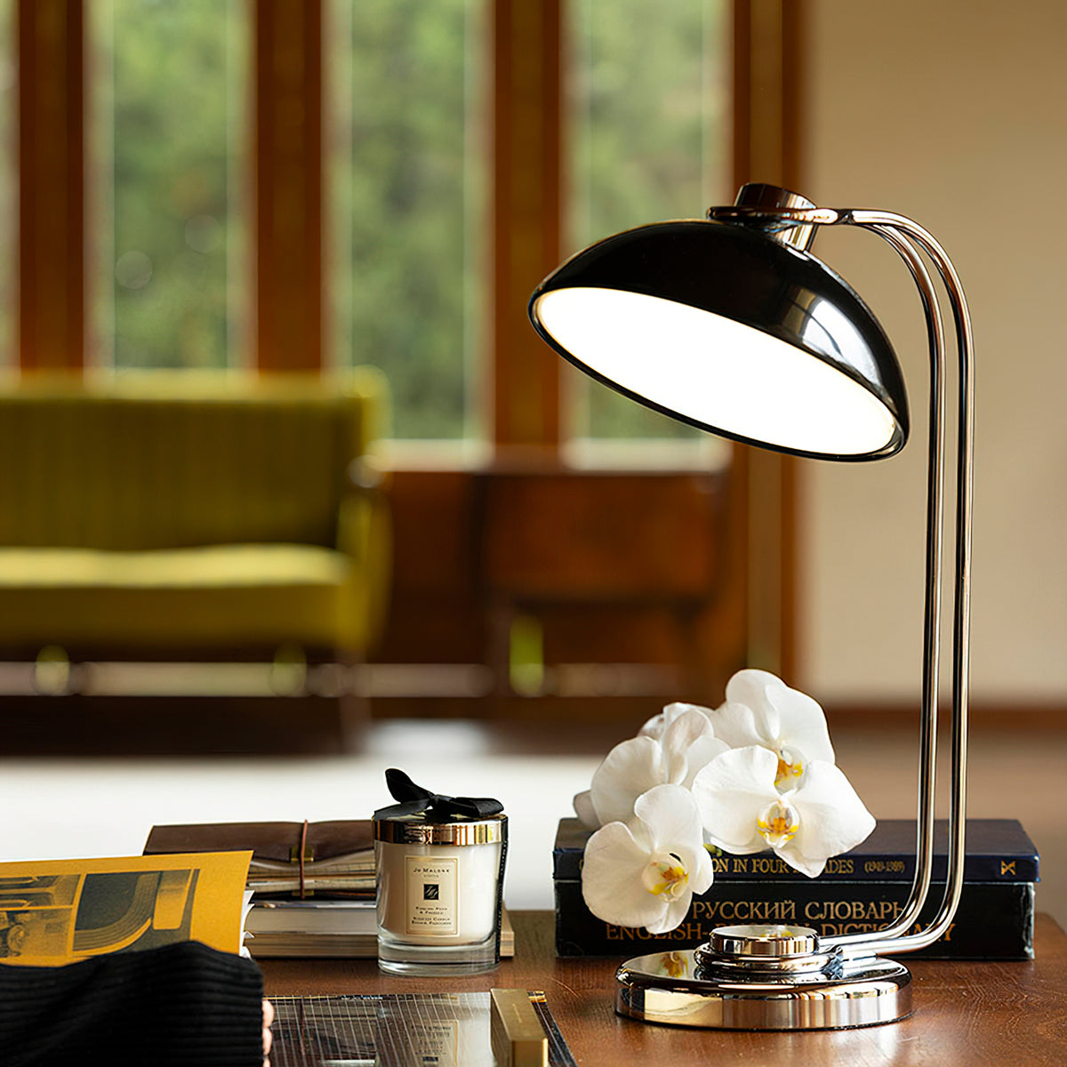 Athena Table Lamp – detail 2