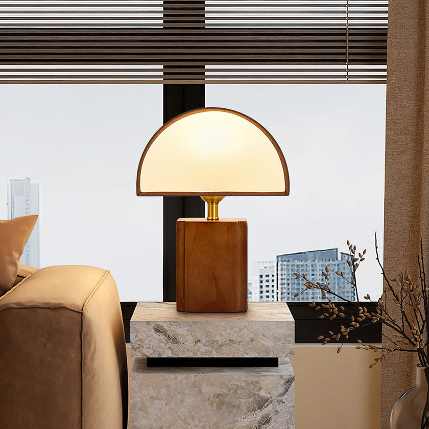 Auburn Table Lamp