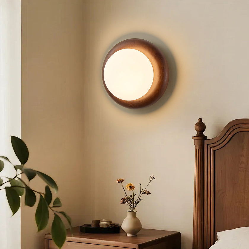 Auremora Wall Lamp