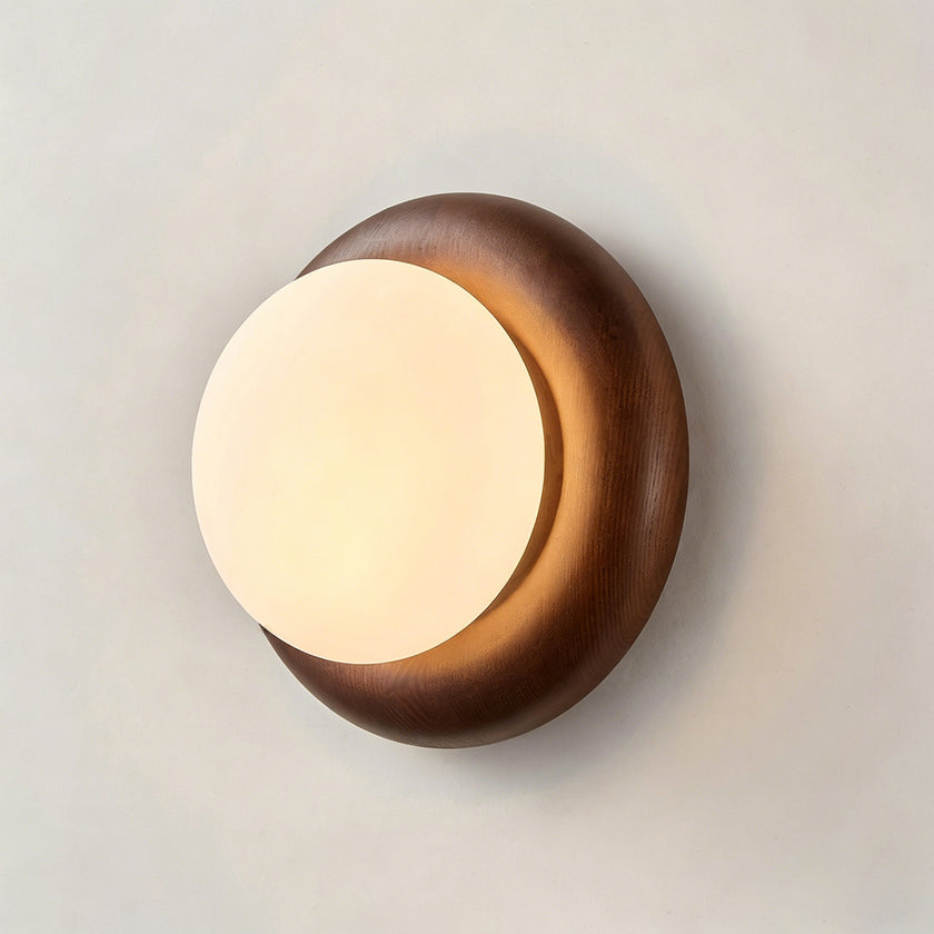 Auremora Wall Lamp